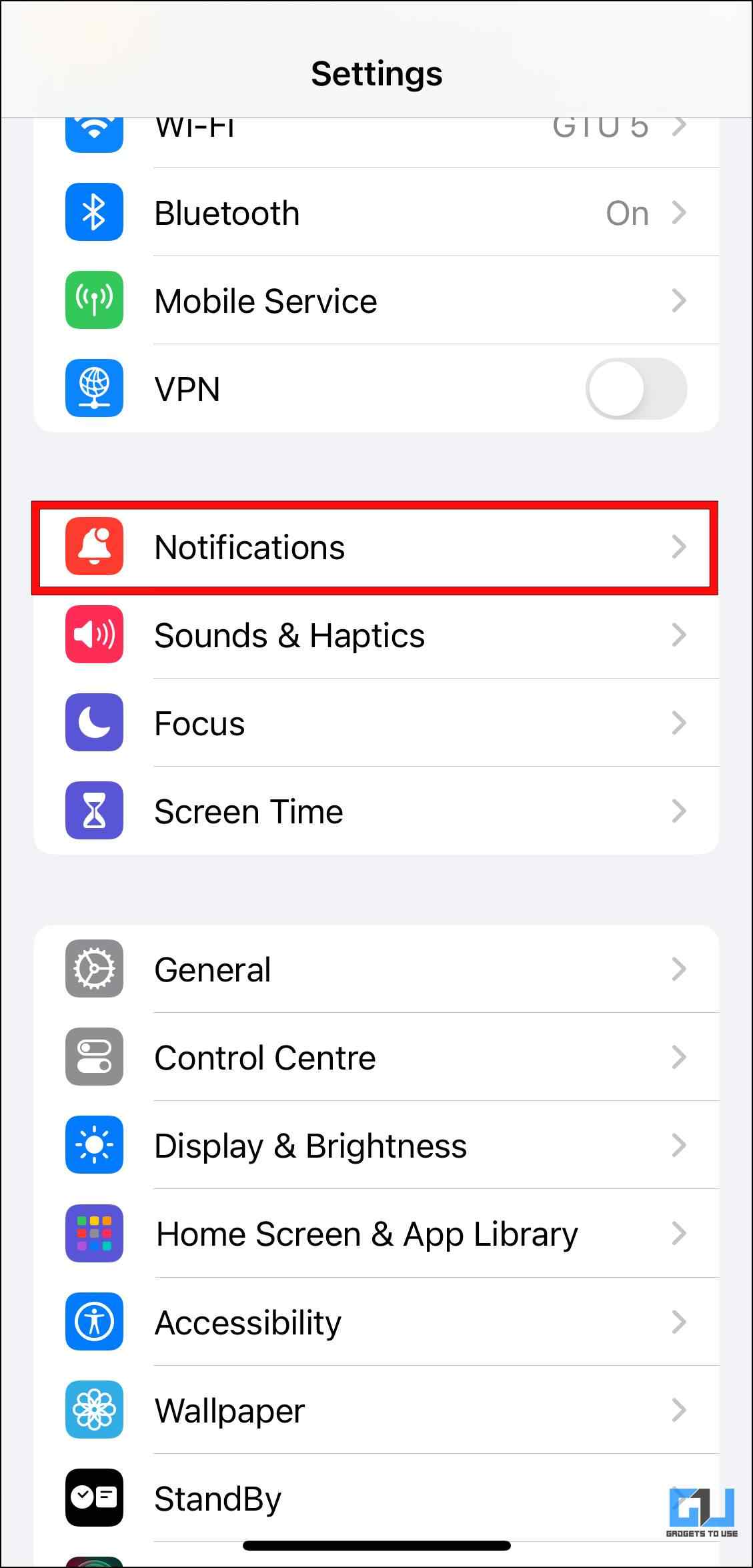 روی منوی Notifications در تنظیمات iOS ضربه بزنید
